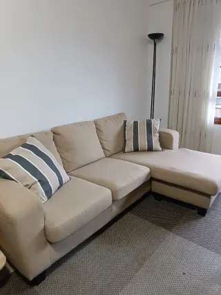 Sofá chaiselongue IKEA beige -URGE
