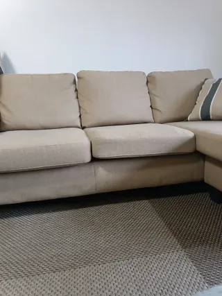 Sofá chaiselongue IKEA beige -URGE
