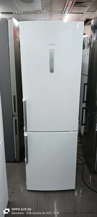 NEVERA COMBI SIEMENS NO FROST ENERGÍA A+