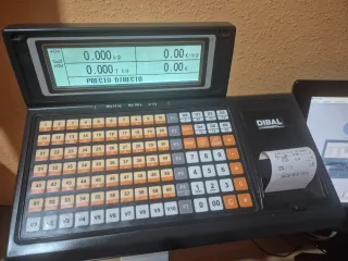 Báscula DIBAL con ticket y pegatinas GARANTIA 