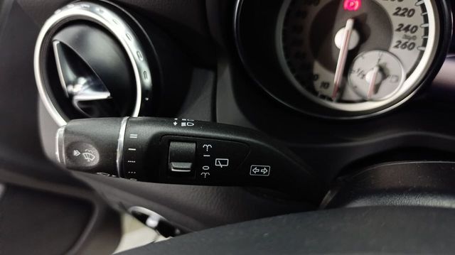 Mercedes 180 GLA 180 AMG Line Nacional Único propietario - 170.000Km