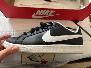 Zapatillas Nike Negras y Blancas