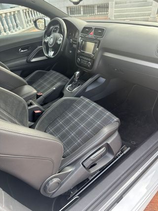 Volkswagen Scirocco 2011