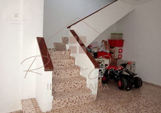 Casa adosada en venta en San Felipe - El Almendral - La Merced en Jaén
