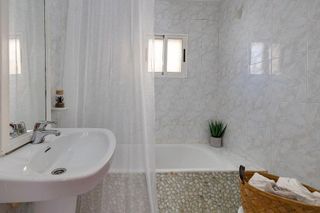 Casa adosada en venta en Playa de los Locos en Torrevieja