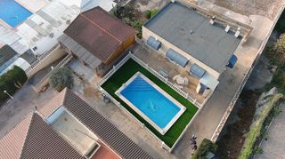 Chalet en venta en Albatera