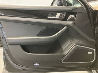 Porsche Panamera 4S E-Hybrid Sport Turismo S 412 kW (560 CV)