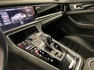 Porsche Panamera 4S E-Hybrid Sport Turismo S 412 kW (560 CV)