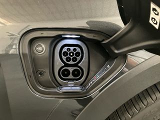 Porsche Taycan 4 Cross Turismo 420 kW (571 CV)