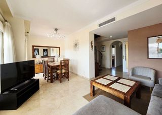 Ático en venta en Elviria en Marbella