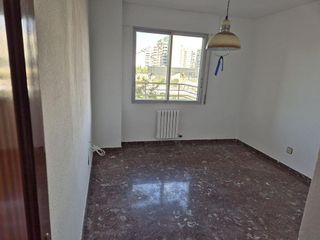 Piso en venta en Romareda en Zaragoza
