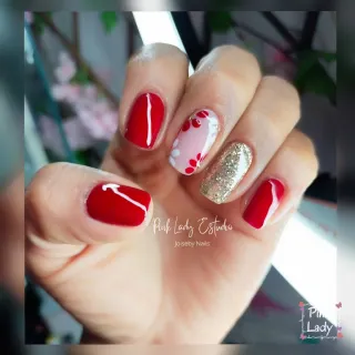 Tinte mechas manicura pestañas cejas maquillaje et