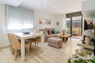 Piso en venta en Els Canyars en Castelldefels