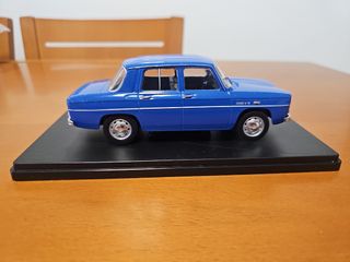 Coche Renault 8 TS 1968 escala 1/24