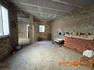 Casa en venta en Carmona