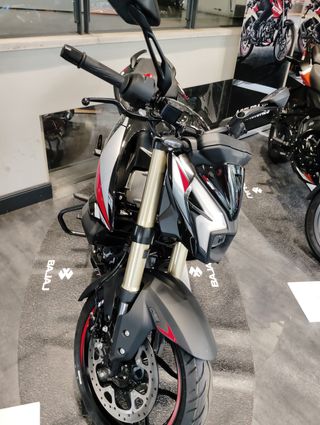 BAJAJ NS 400 CC PULSAR