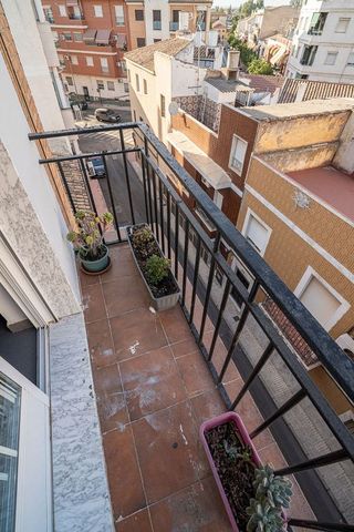 Piso en venta en Linares