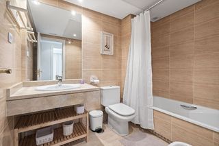 Piso en venta en Nueva Andalucía centro en Marbella