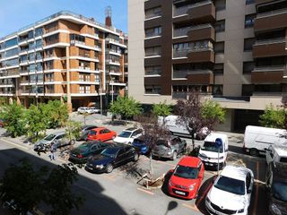 Piso en venta en Ermitagaña - Mendebaldea en Pamplona