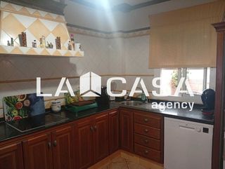 Chalet en venta en Centro - Doña Mercedes en Dos Hermanas