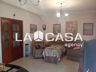 Chalet en venta en Centro - Doña Mercedes en Dos Hermanas