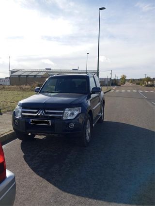 Mitsubishi Montero 2007