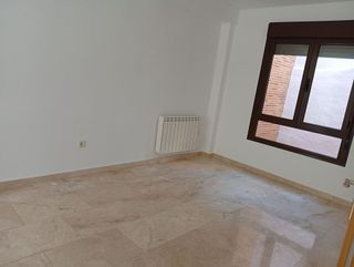 Casa adosada en venta en Nambroca