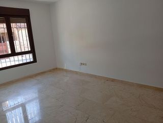 Casa adosada en venta en Nambroca
