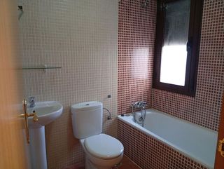 Casa adosada en venta en Nambroca