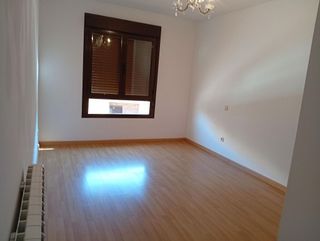 Casa adosada en venta en Nambroca