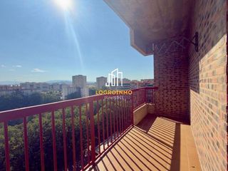 Piso en venta en Residencia en Logroño