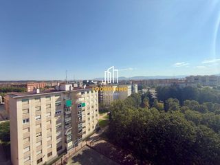 Piso en venta en Residencia en Logroño