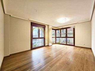 Piso en venta en Centro en Gijón