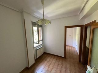 Piso en venta en Plaza España - Villa Pilar - Reyes Católicos - Vadillos en Burgos