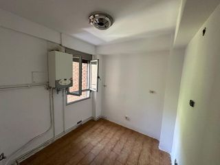 Piso en venta en Plaza España - Villa Pilar - Reyes Católicos - Vadillos en Burgos
