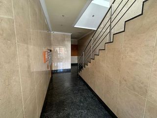 Piso en venta en Plaza España - Villa Pilar - Reyes Católicos - Vadillos en Burgos