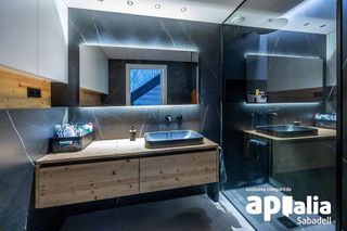 Casa adosada en venta en Gràcia en Sabadell