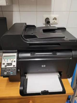 Impresora HP Multifunción Color