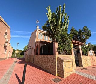 Casa en venta en  El Acequión - Los Naúfragos en Torrevieja