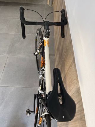 Bicicleta de carretera KTM Carbono