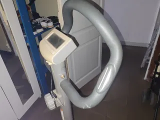 Bicicleta Estática Gris y Beige