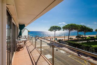 Piso en venta en Platja Llarga en Castell-Platja d´Aro