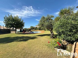 Chalet en venta en Sant Pere de Ribes Centro en Sant Pere de Ribes