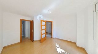 Piso en venta en Ca n'Aurell en Terrassa