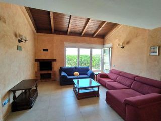Chalet en venta en Binéfar