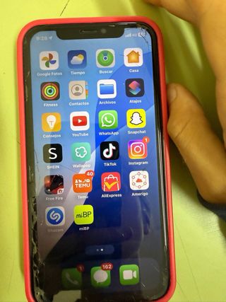 iPhone 11 en celeste 