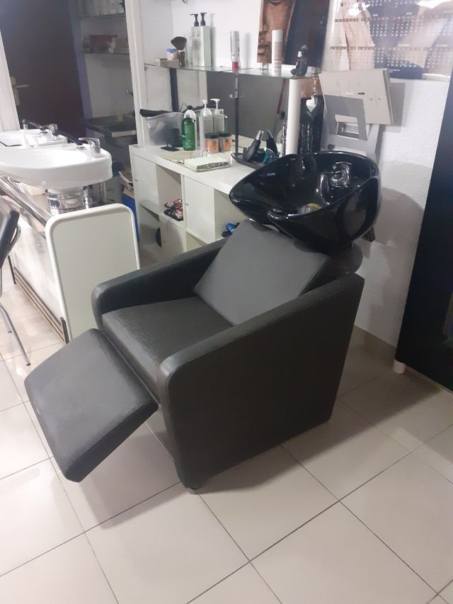 Lavabo peluquería negro y gris