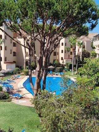Piso en venta en Elviria en Marbella