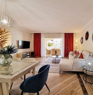 Piso en venta en Elviria en Marbella