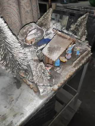 Presepe con pastori, decorazioni natalizie